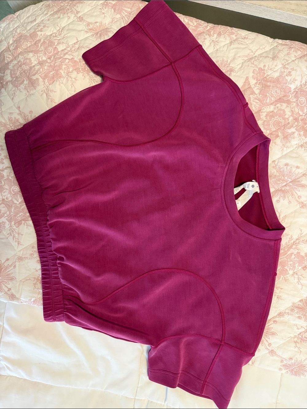 lululemon athletica Magenta Short-Sleeve Sweatshirt